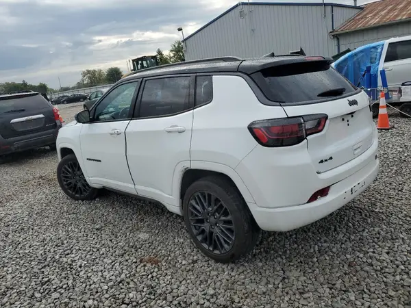 3C4NJDCB2NT185041 2022 JEEP COMPASS - Image 2