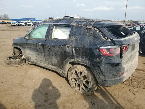 3C4NJDCB3HT674391 2017 JEEP COMPASS - Image 2