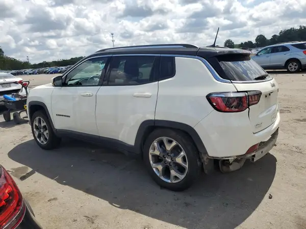 3C4NJDCB3JT116742 2018 JEEP COMPASS - Image 2