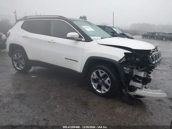 3C4NJDCB3JT147358 2018 JEEP COMPASS - Image 1