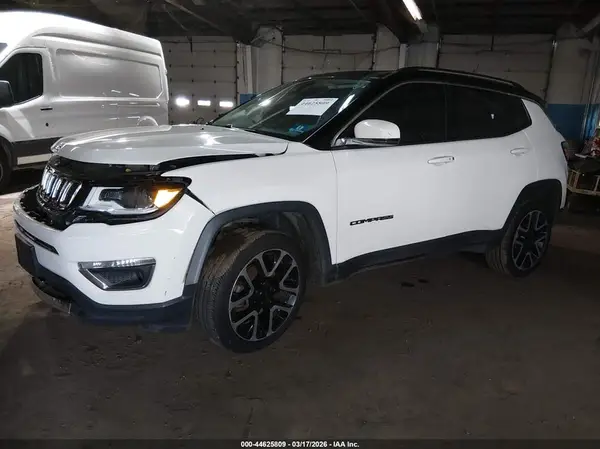 3C4NJDCB3JT149191 2018 JEEP COMPASS - Image 2