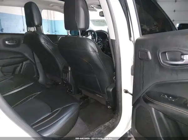 3C4NJDCB3JT149191 2018 JEEP COMPASS - Image 8
