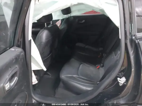3C4NJDCB3JT151037 2018 JEEP COMPASS - Image 8