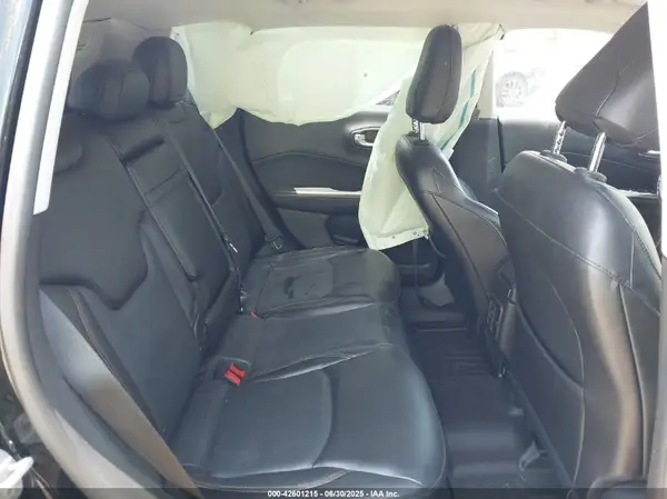 3C4NJDCB3JT153578 2018 JEEP COMPASS - Image 8