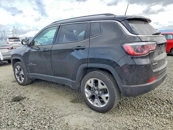 3C4NJDCB3JT175242 2018 JEEP COMPASS - Image 2