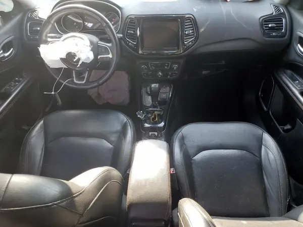 3C4NJDCB3JT175709 2018 JEEP COMPASS - Image 8