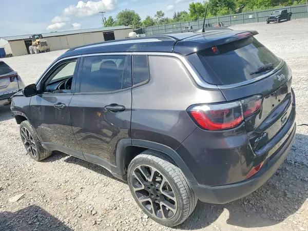 3C4NJDCB3JT176892 2018 JEEP COMPASS - Image 2