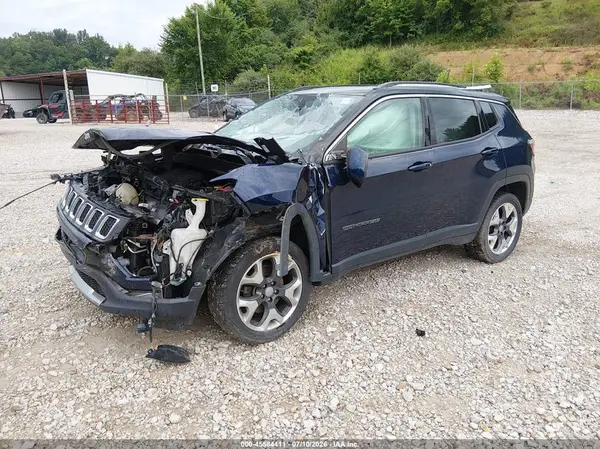 3C4NJDCB3JT201578 2018 JEEP COMPASS - Image 2
