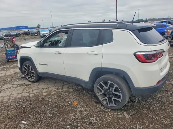 3C4NJDCB3JT206912 2018 JEEP COMPASS - Image 2