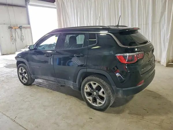 3C4NJDCB3JT212032 2018 JEEP COMPASS - Image 2