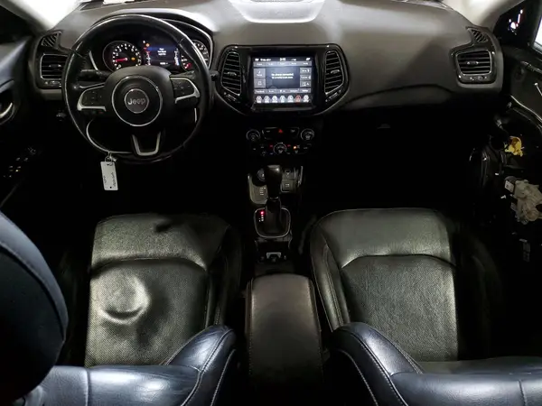 3C4NJDCB3JT212032 2018 JEEP COMPASS - Image 8
