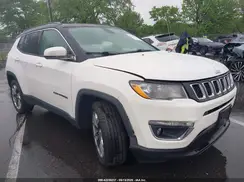 3C4NJDCB3JT222382 2018 JEEP COMPASS