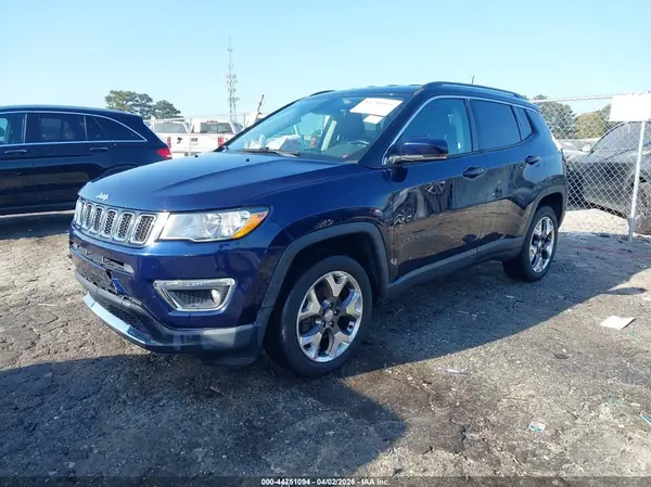3C4NJDCB3JT231633 2018 JEEP COMPASS - Image 2