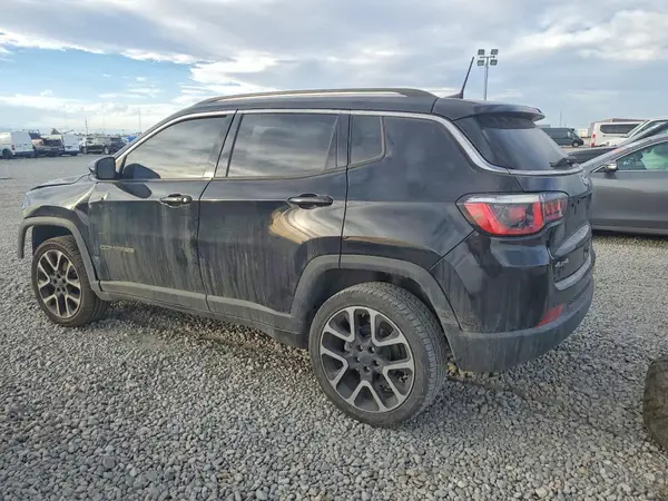 3C4NJDCB3JT245810 2018 JEEP COMPASS - Image 2