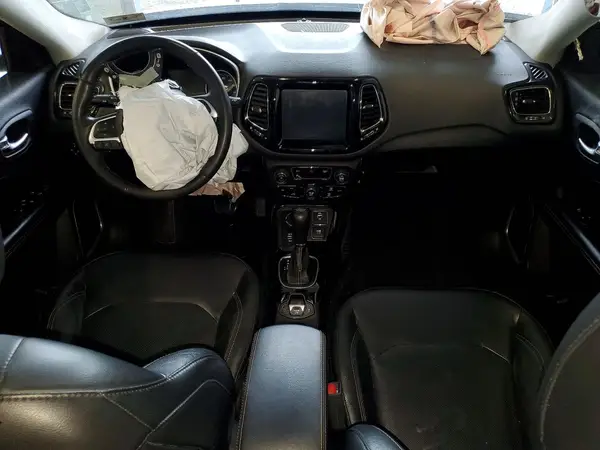 3C4NJDCB3JT259299 2018 JEEP COMPASS - Image 8