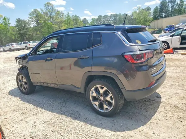 3C4NJDCB3JT266253 2018 JEEP COMPASS - Image 2