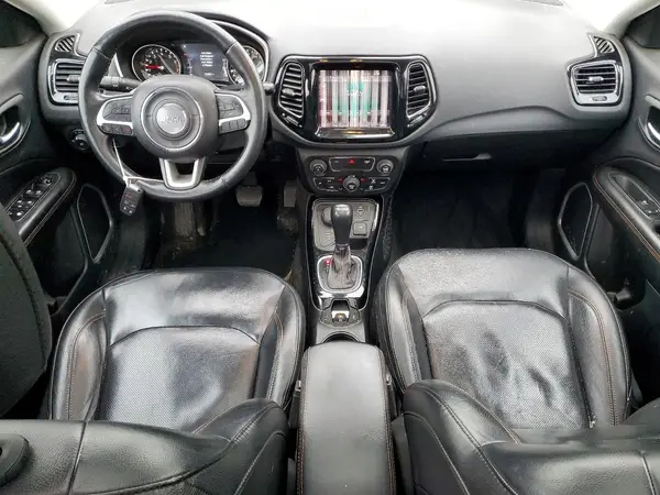 3C4NJDCB3JT281139 2018 JEEP COMPASS - Image 8