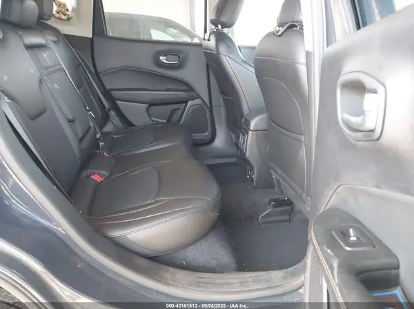 3C4NJDCB3JT283005 2018 JEEP COMPASS - Image 8
