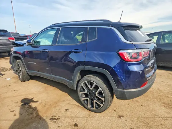 3C4NJDCB3JT306976 2018 JEEP COMPASS - Image 2