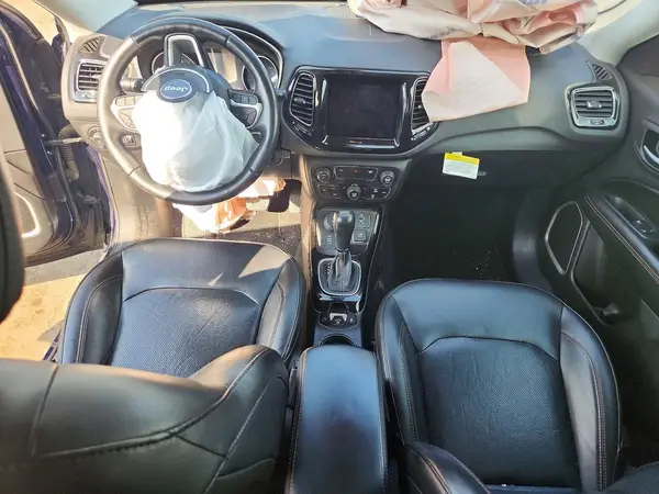 3C4NJDCB3JT306976 2018 JEEP COMPASS - Image 8