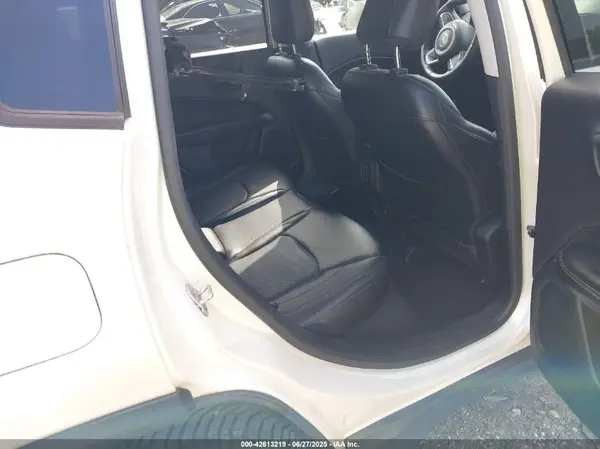 3C4NJDCB3JT315337 2018 JEEP COMPASS - Image 8
