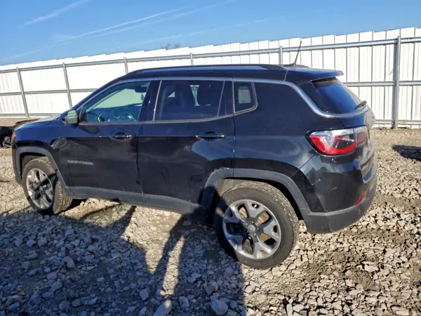 3C4NJDCB3JT334017 2018 JEEP COMPASS - Image 2