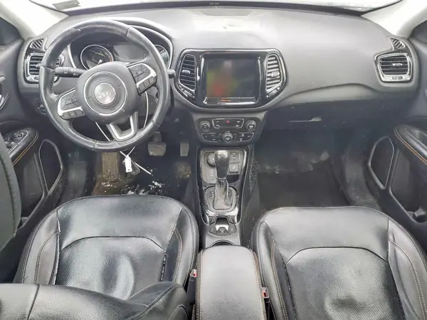 3C4NJDCB3JT337001 2018 JEEP COMPASS - Image 8