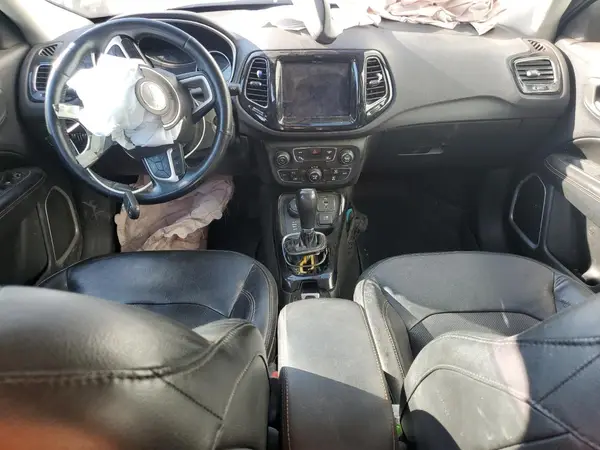 3C4NJDCB3JT341632 2018 JEEP COMPASS - Image 8