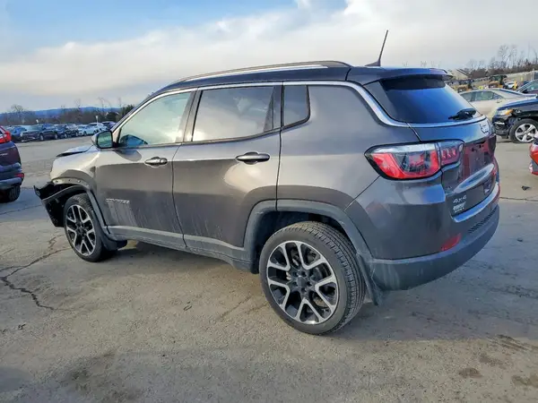 3C4NJDCB3JT350041 2018 JEEP COMPASS - Image 2