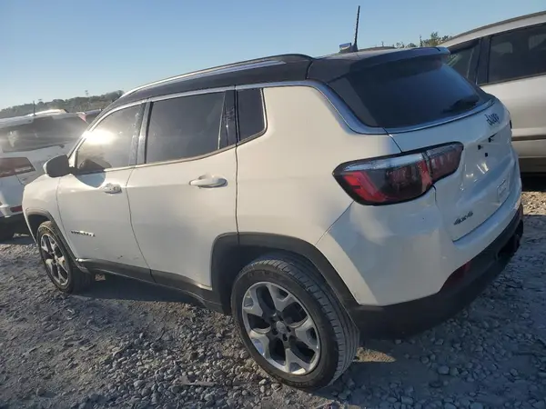 3C4NJDCB3JT354221 2018 JEEP COMPASS - Image 2