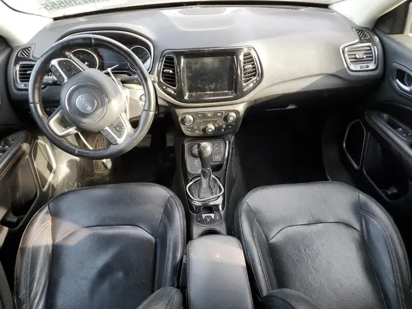 3C4NJDCB3JT355045 2018 JEEP COMPASS - Image 8