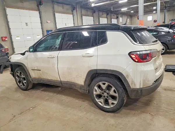 3C4NJDCB3JT399434 2018 JEEP COMPASS - Image 2