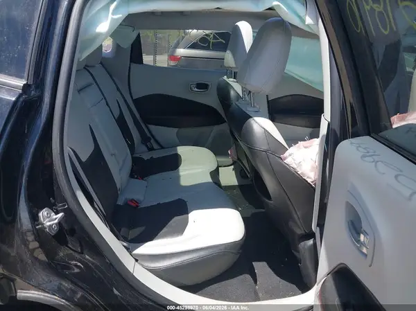 3C4NJDCB3JT401490 2018 JEEP COMPASS - Image 8