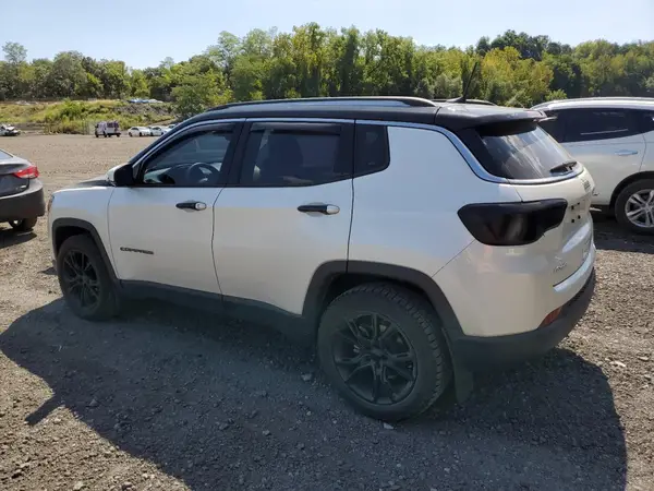 3C4NJDCB3JT404227 2018 JEEP COMPASS - Image 2