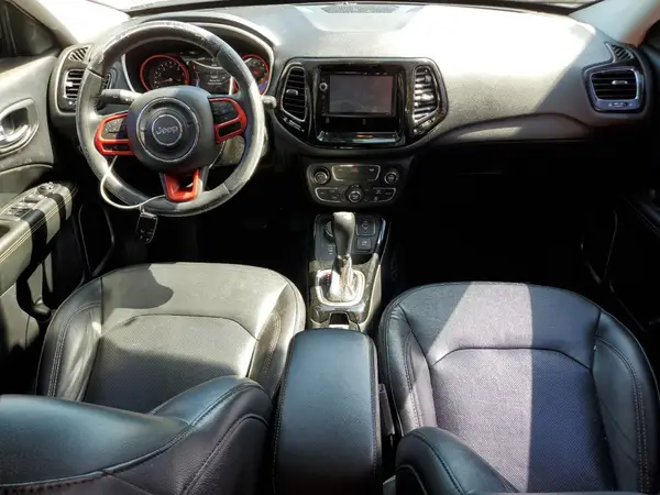 3C4NJDCB3JT404227 2018 JEEP COMPASS - Image 8