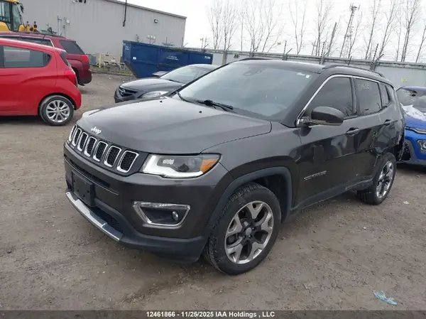 3C4NJDCB3JT414966 2018 JEEP COMPASS - Image 2