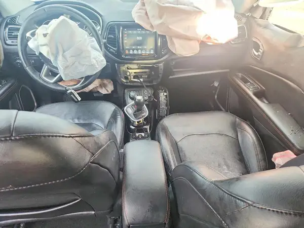 3C4NJDCB3JT433324 2018 JEEP COMPASS - Image 8