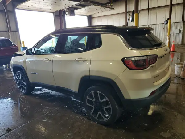 3C4NJDCB3JT436644 2018 JEEP COMPASS - Image 2