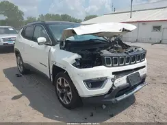 3C4NJDCB3JT437275 2018 JEEP COMPASS