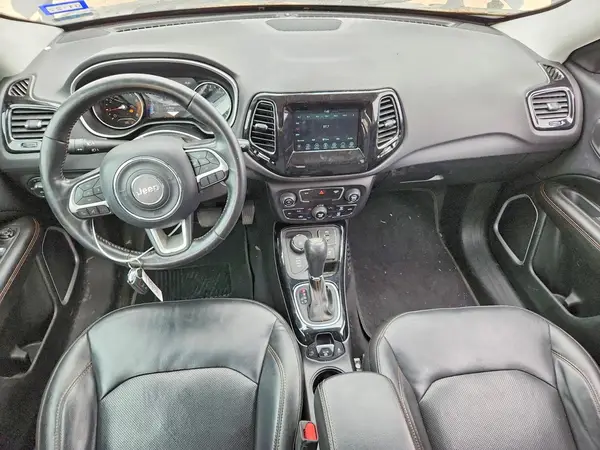 3C4NJDCB3JT457882 2018 JEEP COMPASS - Image 8