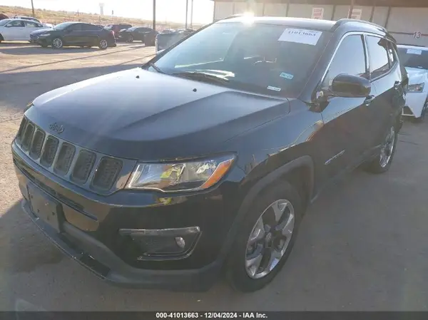 3C4NJDCB3KT596539 2019 JEEP COMPASS - Image 2