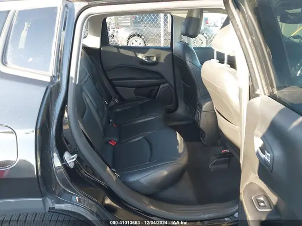 3C4NJDCB3KT596539 2019 JEEP COMPASS - Image 8