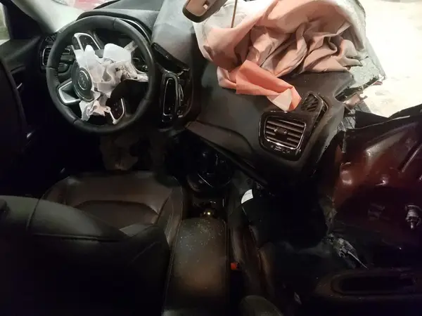3C4NJDCB3KT622914 2019 JEEP COMPASS - Image 8