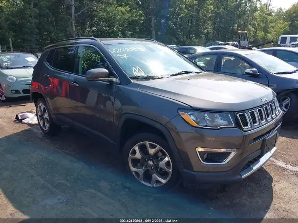 3C4NJDCB3KT624128 2019 JEEP COMPASS - Image 1