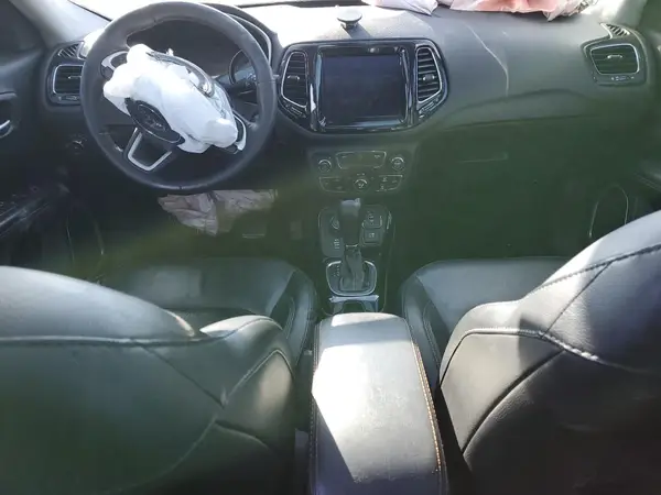 3C4NJDCB3KT651622 2019 JEEP COMPASS - Image 8