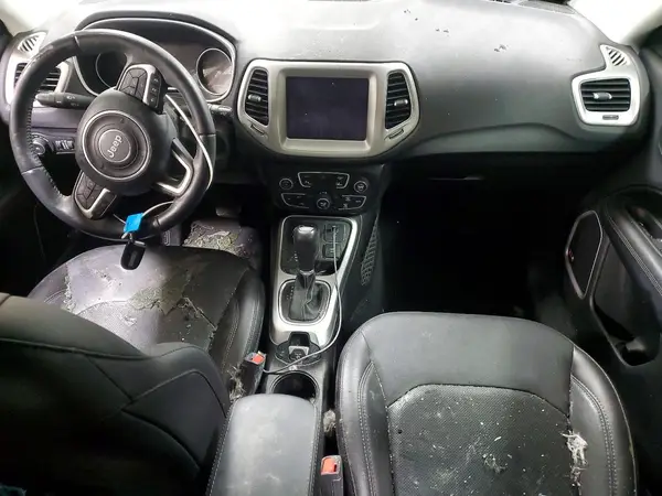 3C4NJDCB3KT670560 2019 JEEP COMPASS - Image 8