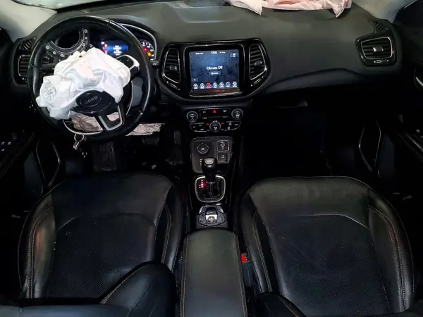 3C4NJDCB3KT672437 2019 JEEP COMPASS - Image 8