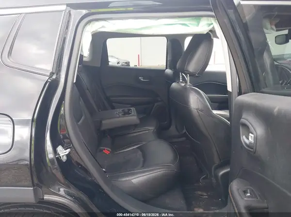 3C4NJDCB3KT673975 2019 JEEP COMPASS - Image 8