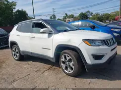 3C4NJDCB3KT679341 2019 JEEP COMPASS