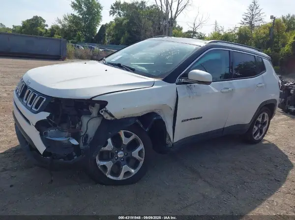 3C4NJDCB3KT679341 2019 JEEP COMPASS - Image 2